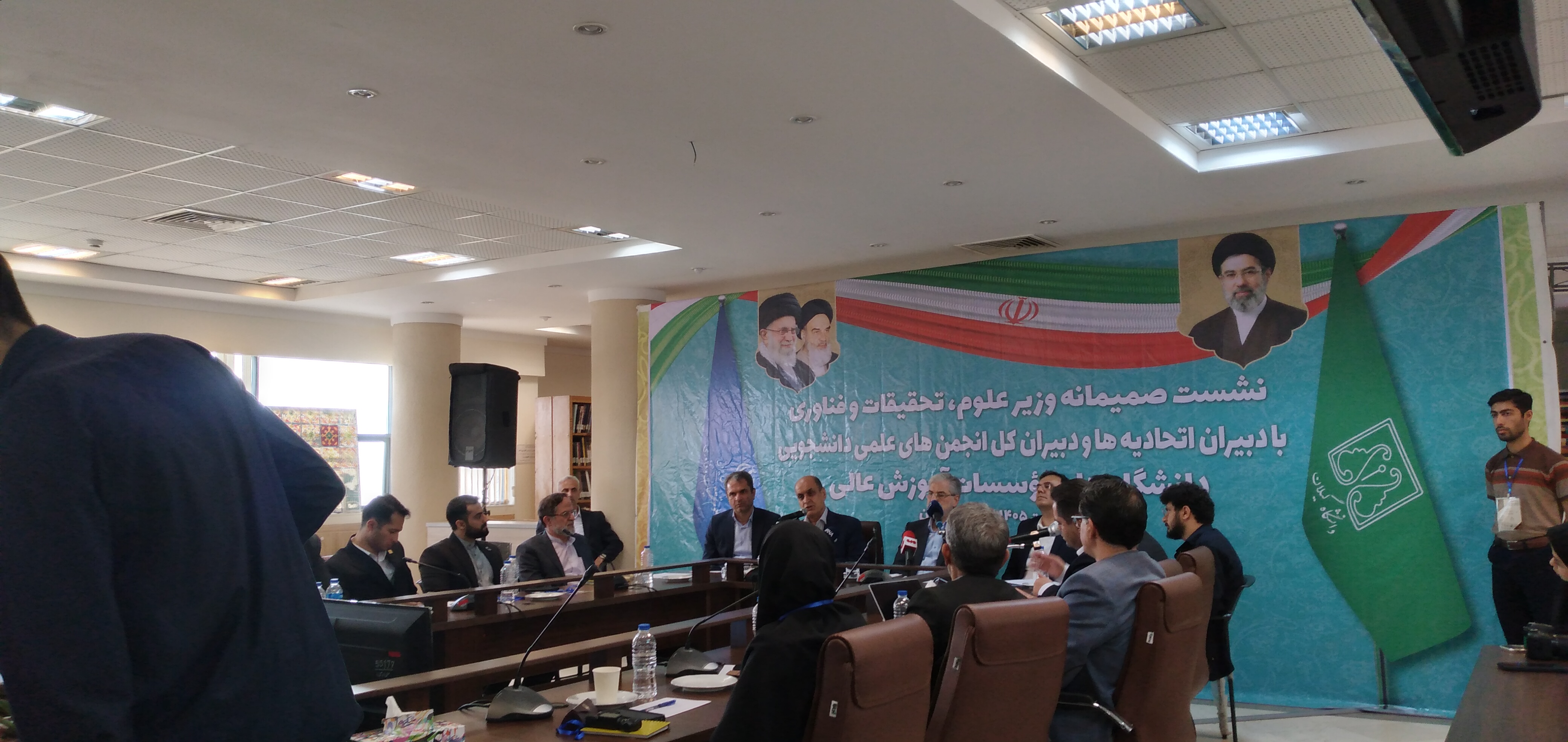 لزوم مدیریت مسائل اجتماعی پسا جنگ / دانشگاه امید آفرینی را ترویج دهد