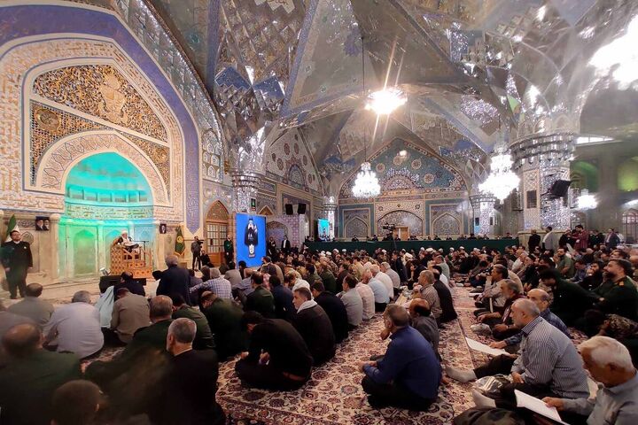 دومین سالگرد شهیدجمهور و شهدای خدمت در حرم رضوی برگزار شد