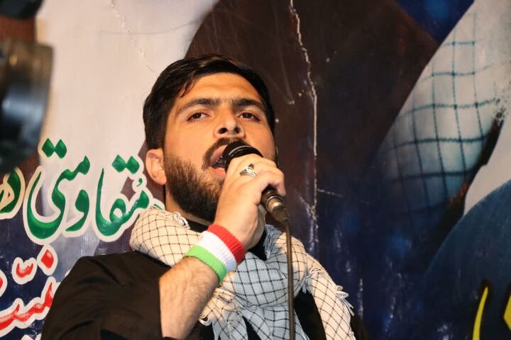 روایت حضور مستمر مدیر و اعضای کانون امام خامنه‌ای خنداب در میدان