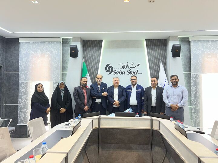 لزوم بازتعریف ارتباط رسانه و صنعت در هرمزگان؛ فاصله میان رسانه‌های استان و صنایع، مانع توسعه است