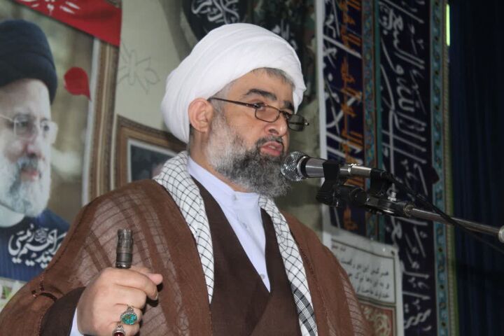 تقویت ایمان، راه مقابله با همه مشکلات است 