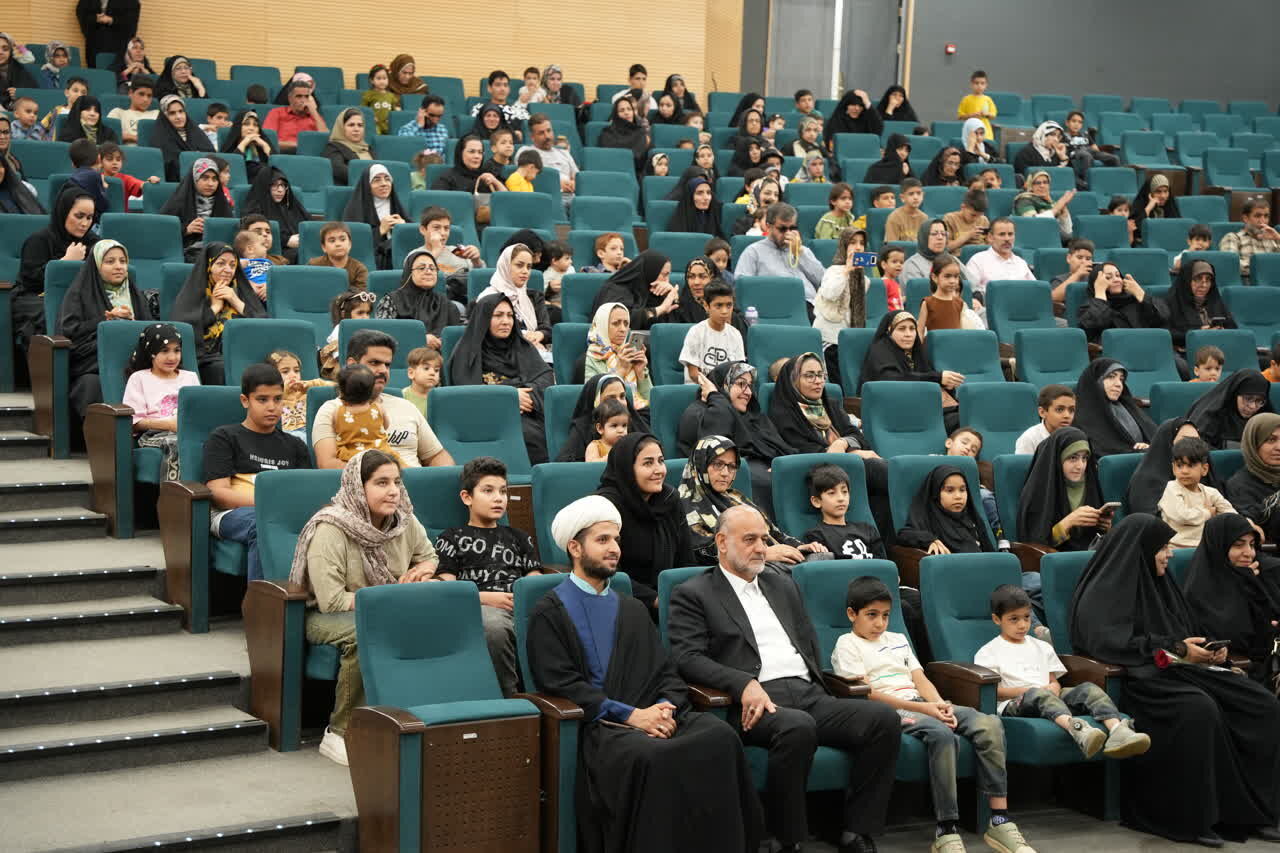 خانواده‌های پرجمعیت، سنگ بنای تمدن نوین ایرانی/ «جهاد تمدنی» تنها راه برون‌رفت از زمستان پیری جمعیت