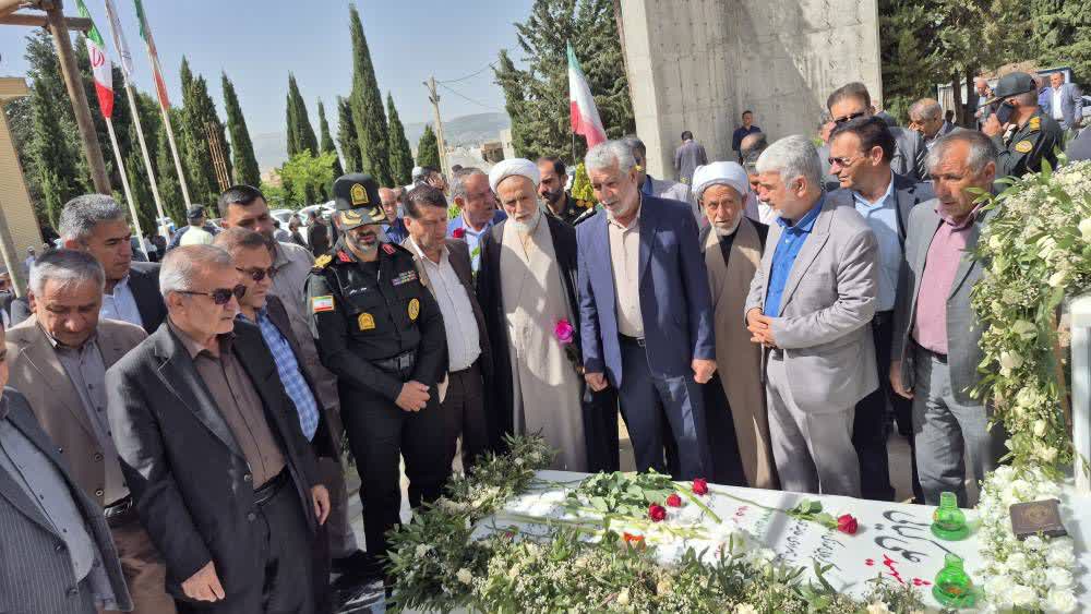 تجدید میثاق مسئولان کهگیلویه و بویراحمد با شهدا