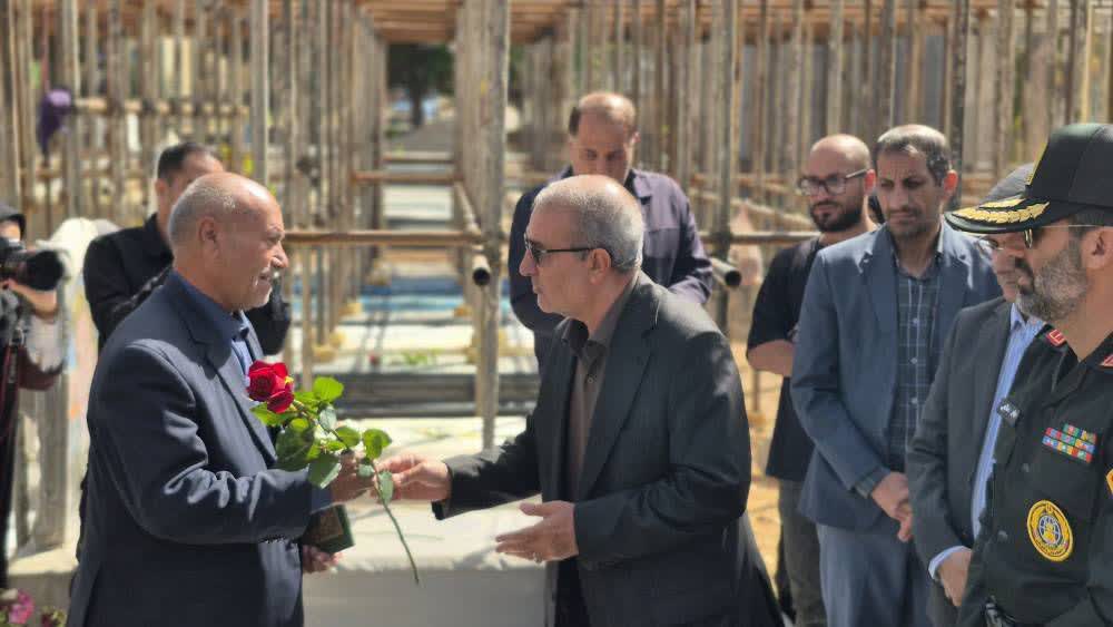 تجدید میثاق مسئولان کهگیلویه و بویراحمد با شهدا