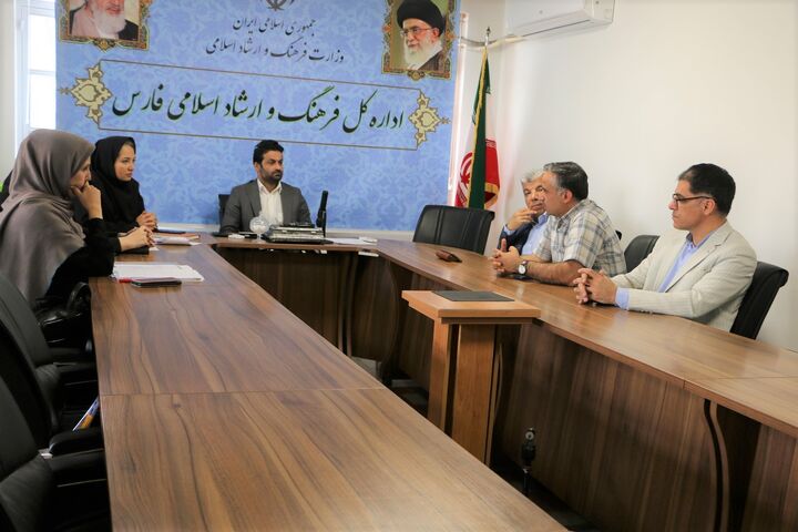 هم‌افزایی هنر و معنویت؛ تفاهم‌نامه «نغمه‌های رضوی» در شیراز به امضا رسید؛ آباده میزبان اختتامیه