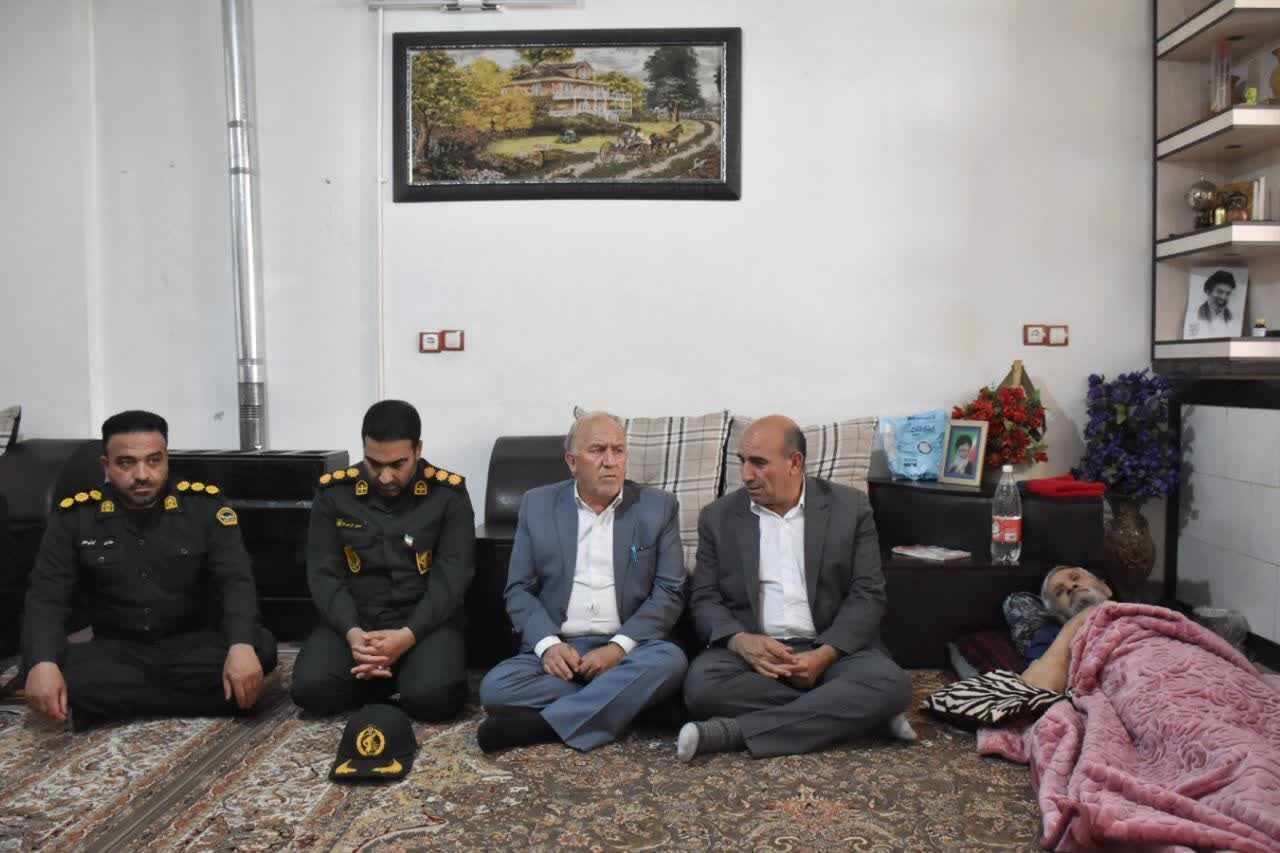 یادگاران دوران دفاع مقدس الگوی امروز جوانان هستند