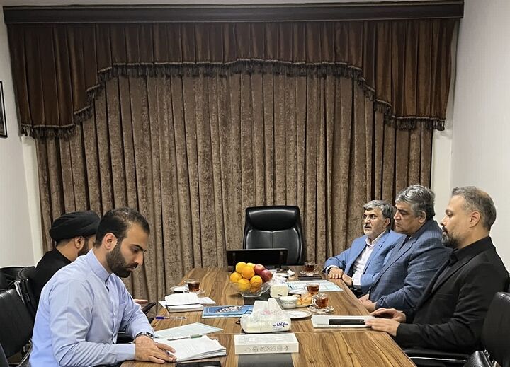 نشست مشترک مدیران مجتمع حوزوی امام رضا(ع) و بنیاد بین‌المللی فرهنگی امام رضا(ع)