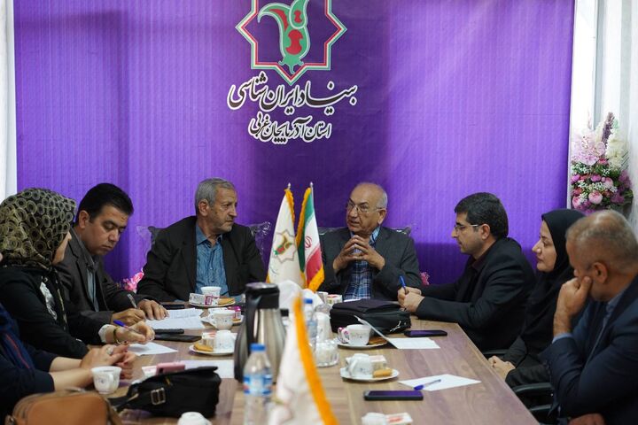 موزه‌ها نمایشگاه‌های فرهنگی و تاریخی هر شهر هستند