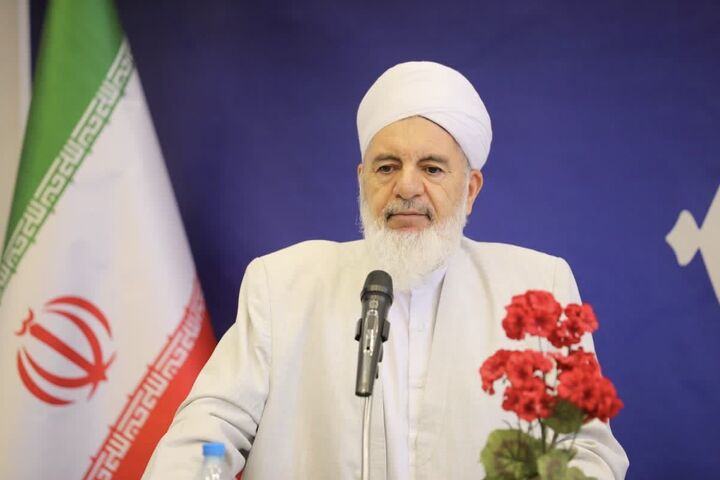 مدرسین اهل‌سنت با روشنگری و همدلی در کنار مردم ایستادند