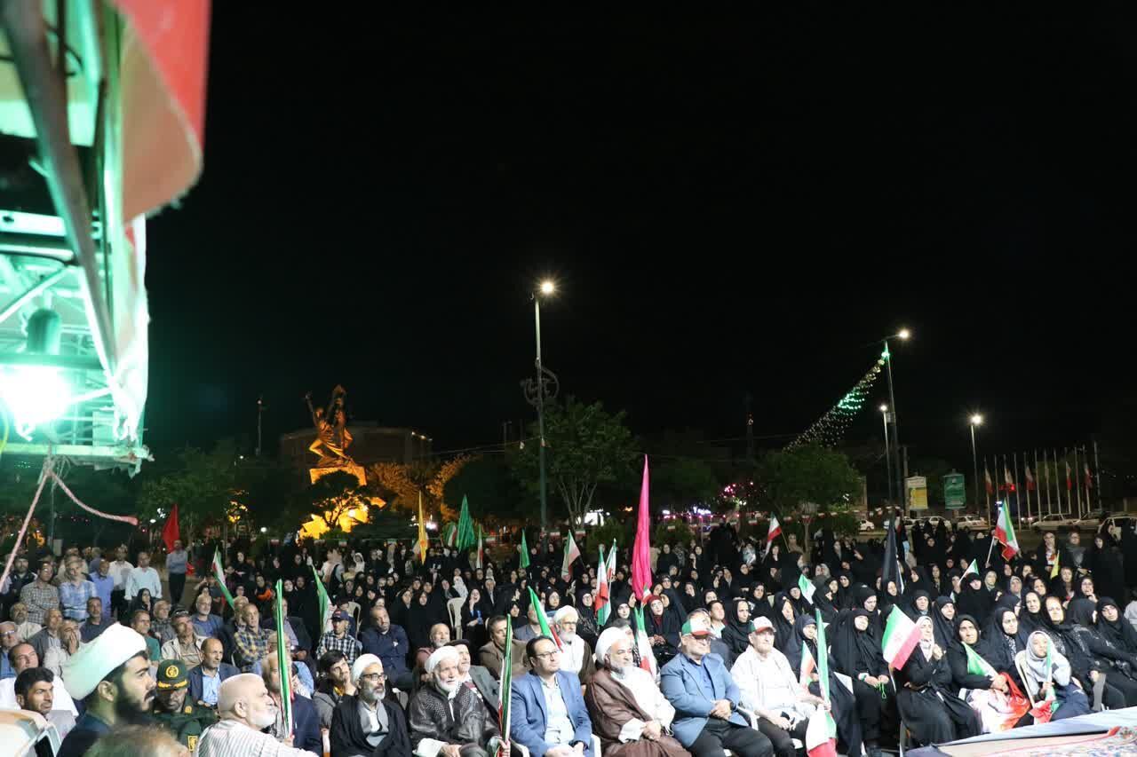 طنین فرهنگ و هنر حماسی در سراسر استان مرکزی / جهادگران فرهنگی «شهید پاکپور» به خط شدند