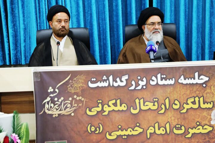 تاکید رئیس شورای هماهنگی تبلیغات اسلامی بر گرامی داشت دهه امامت و ولایت و تداوم راه امام خمینی(ره)