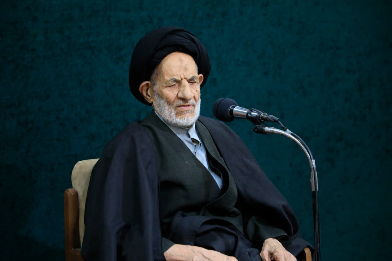 حوزه علمیه باید پرچمدار «اسلام اخلاقی» و محبت در جامعه باشد