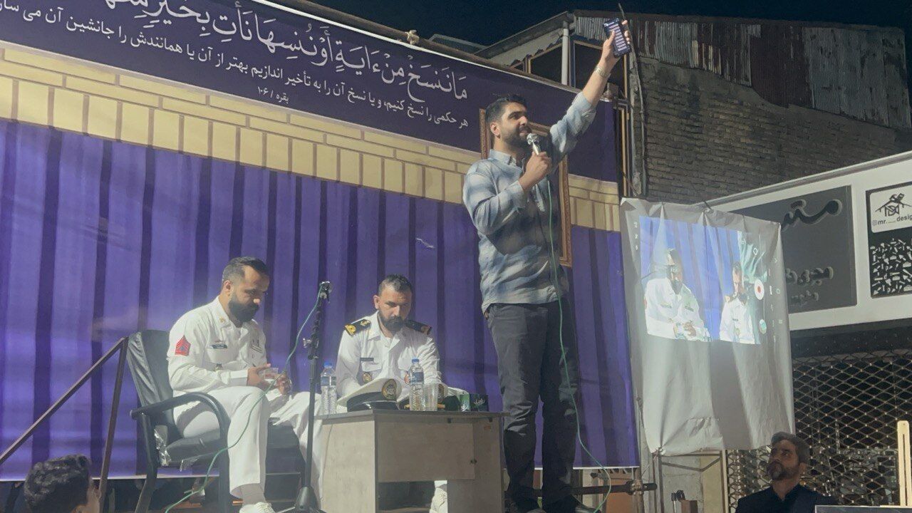 هر زخمم نشان افتخار است / از میان دریای آتش با روح ۱۰۴ شهید بازگشتیم