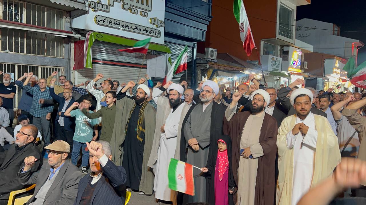 حضور مردم باطل‌السحر دشمن / وظیفه ما تشویق جوانان به ازدواج باشد