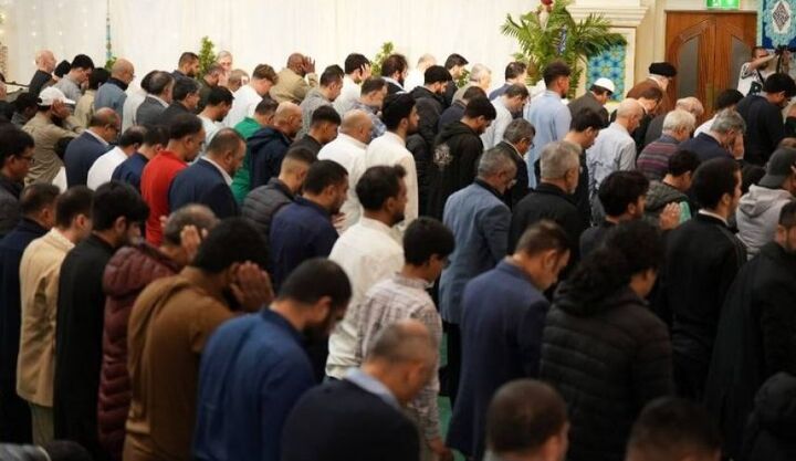 نماز عید قربان در لندن اقامه شد/ پیام تبریک رهبران انگلیس به مسلمانان