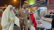 عروسی زوج انقلابی در خیابان شهدای سنگر