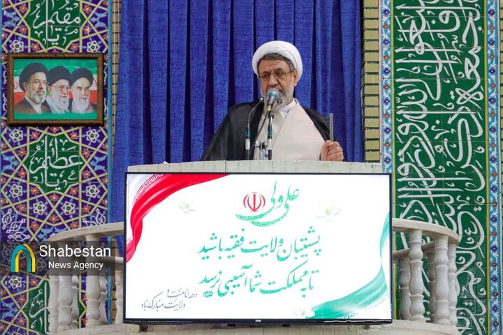 انقلابی و رزمنده خیابان باید تحت امر رهبری باشد
