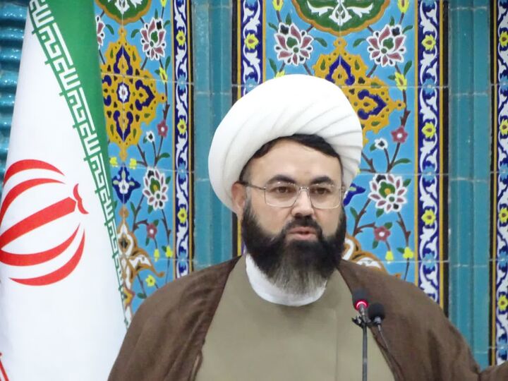 دشمن چاره‌ای جز تسلیم برابر ملت ایران ندارد