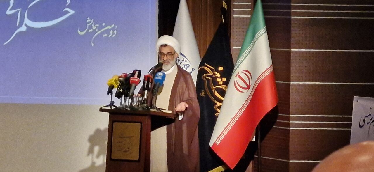 از سکوت عرفانی تا پهلوان سیاسی در سیره حکمرانی شهید رئیسی