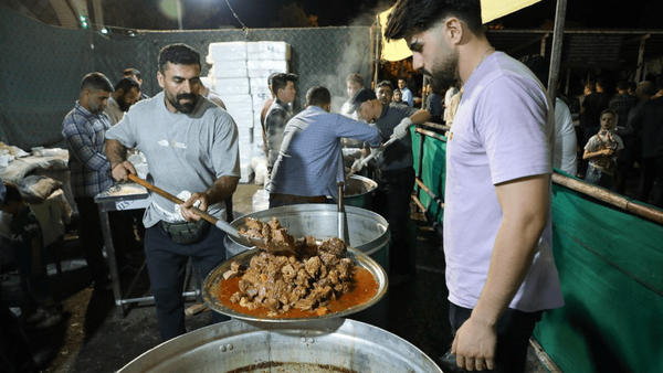 طبخ و توزیع ۱۱۰ هزار اطعام غدیر به همت هیأت ثارالله