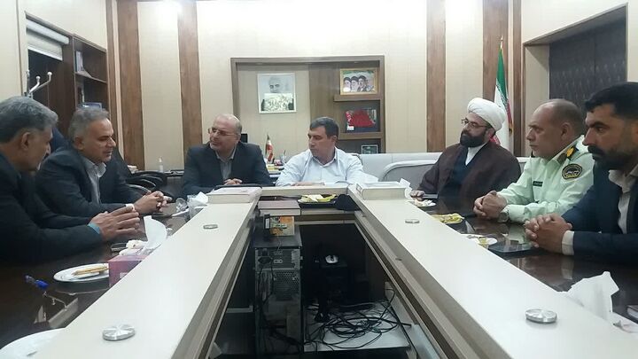 ساماندهی و توسعه تپه نور الشهدای شهرستان دورود در دستور کار قرار گرفت