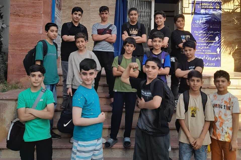 نه به دخانیات از مسجد آغاز شد