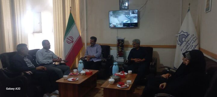 هم‌افزایی برای جشن بزرگ ولایت؛ نشست هماهنگی مدیر ستاد کانون‌های مساجد استان با هیئت امنا و کانون مسجد صاحب‌الزمان