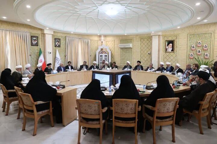 مسجد باید پناهگاه مردم و کانون تحولات موثر اجتماعی باشد