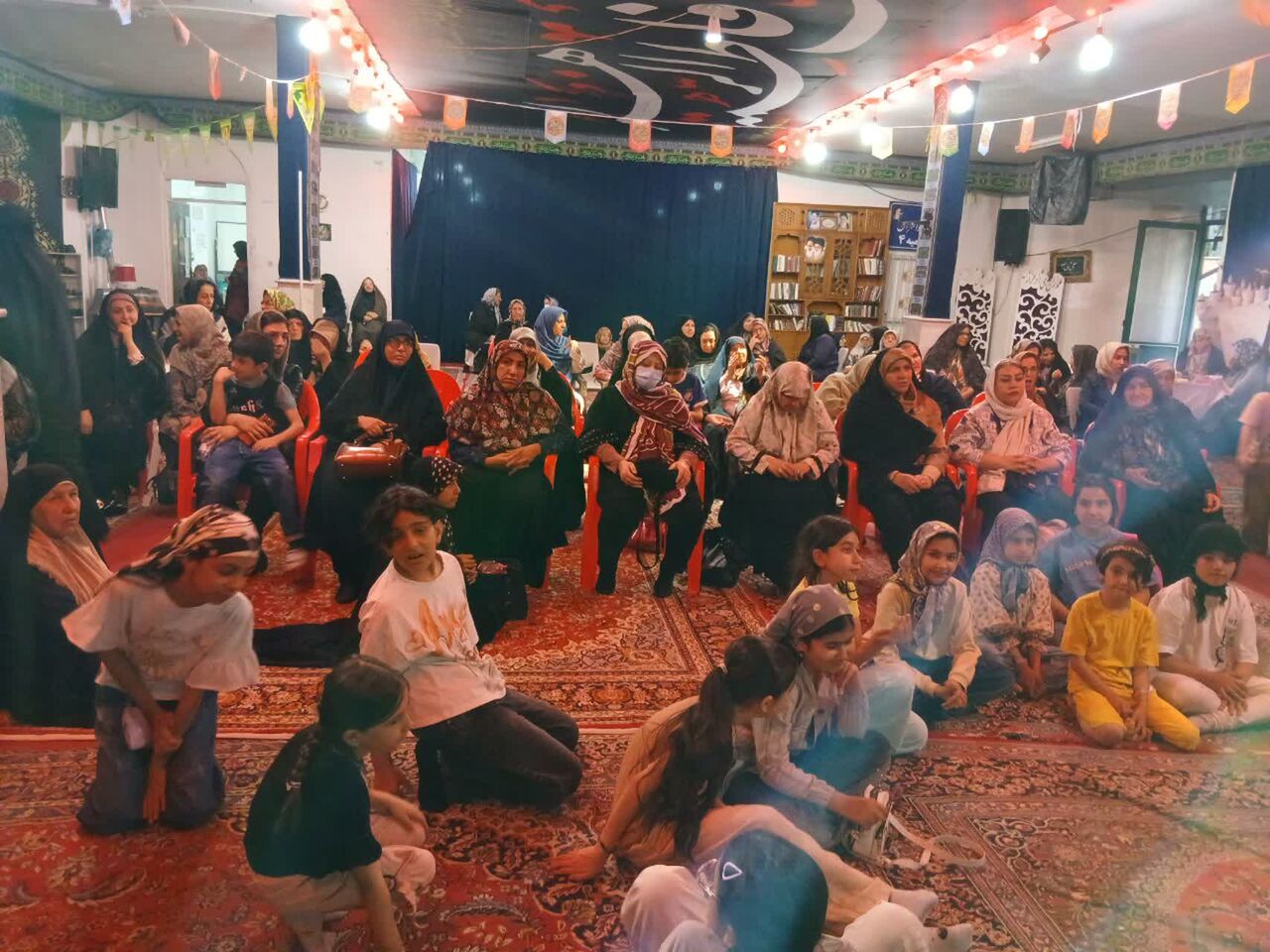 جشن ولادت امام هادی(ع) و عید غدیر؛ پیوند نسلها در آیین «دورهمی مادر و دختری» مسجدالنبی(ص) اراک