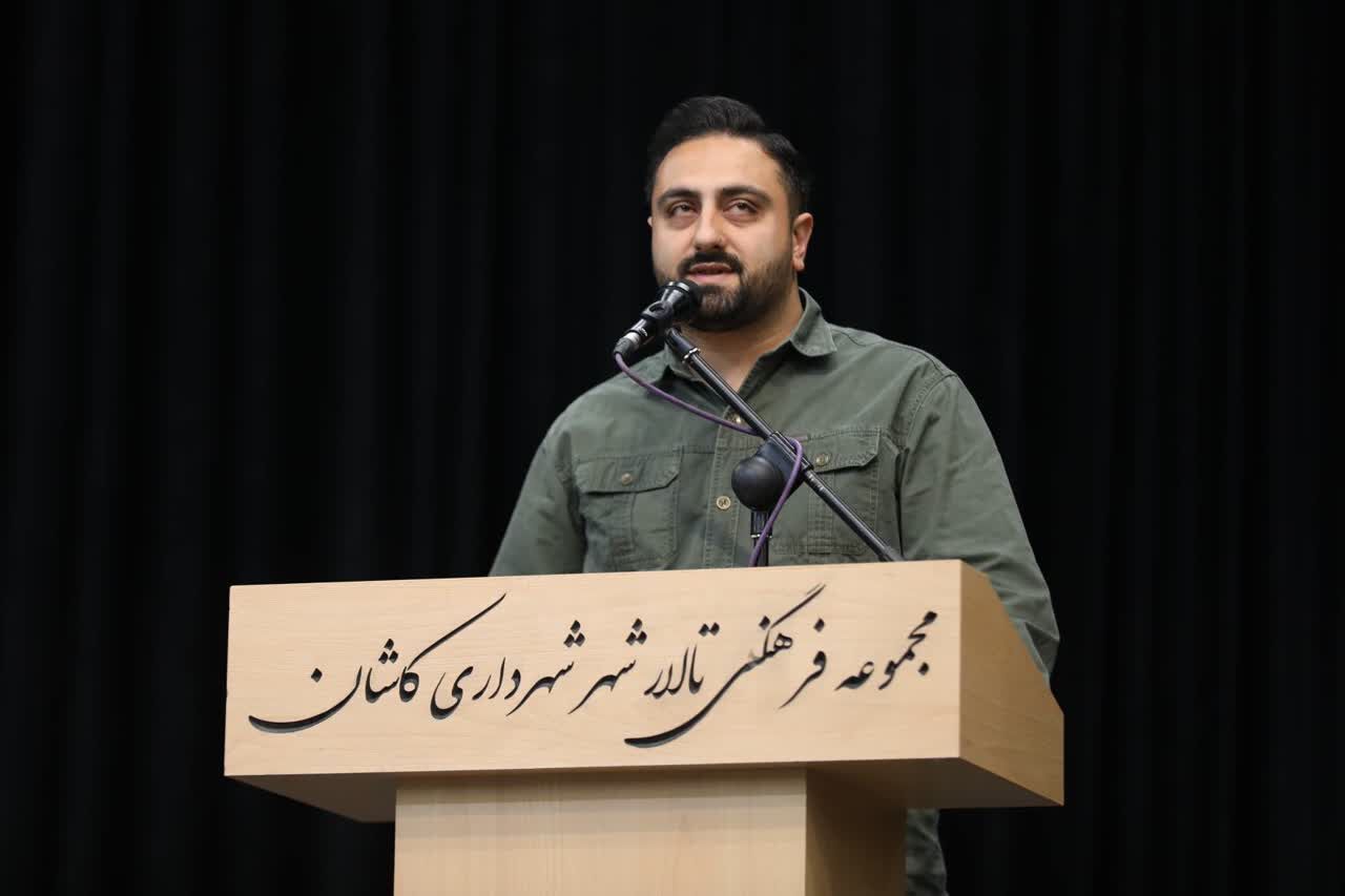 تربیت نسل جدید ستایشگران اهل‌بیت(ع) در کاشان؛ مدرسه مداحی با جذب ۲۹۷ استعداد آغاز به کار کرد