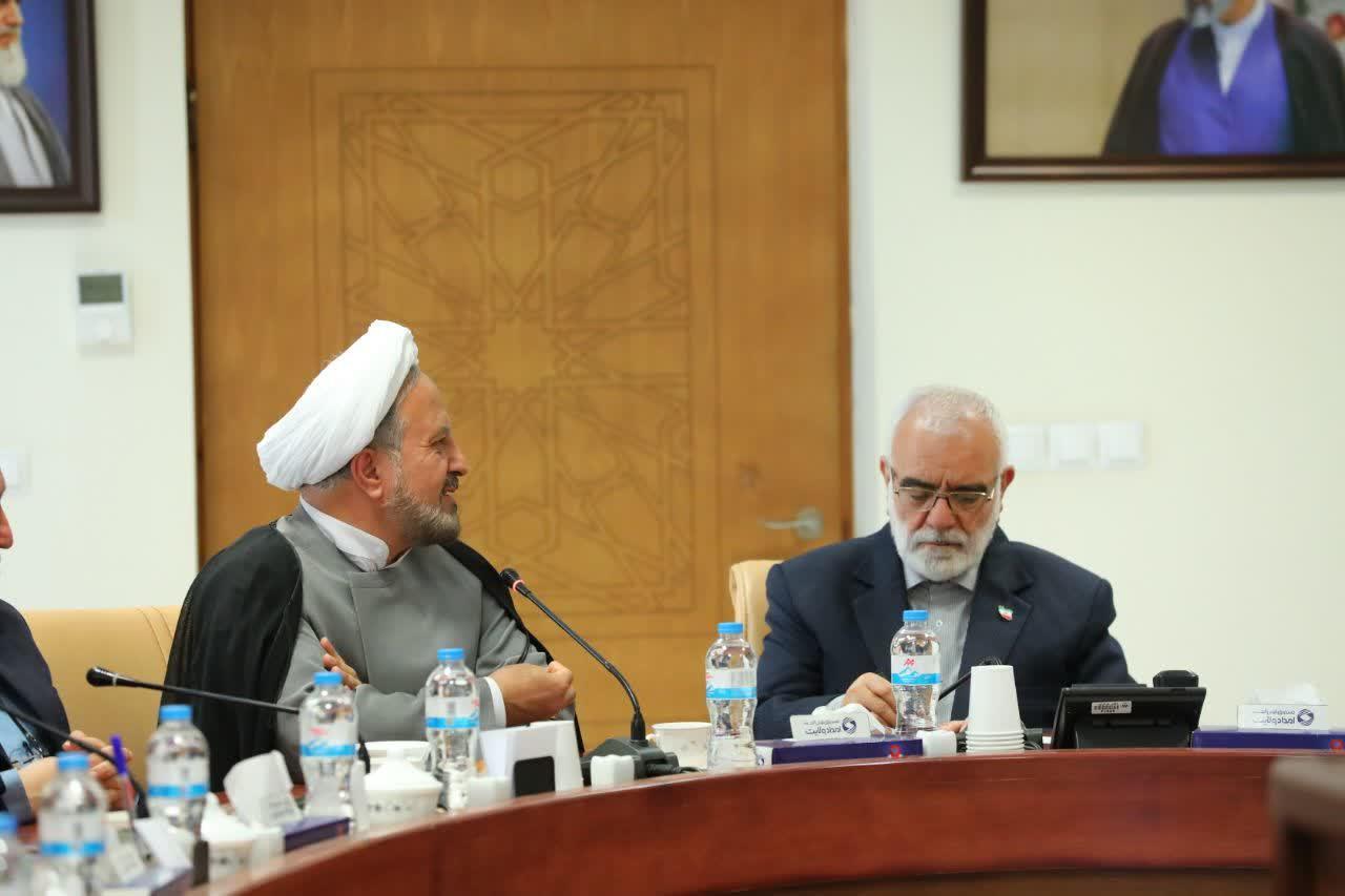 ستاد هماهنگی کانون‌های مساجد کشور و کمیته امداد امام خمینی(ره) تفاهم‌نامه همکاری امضا کردند