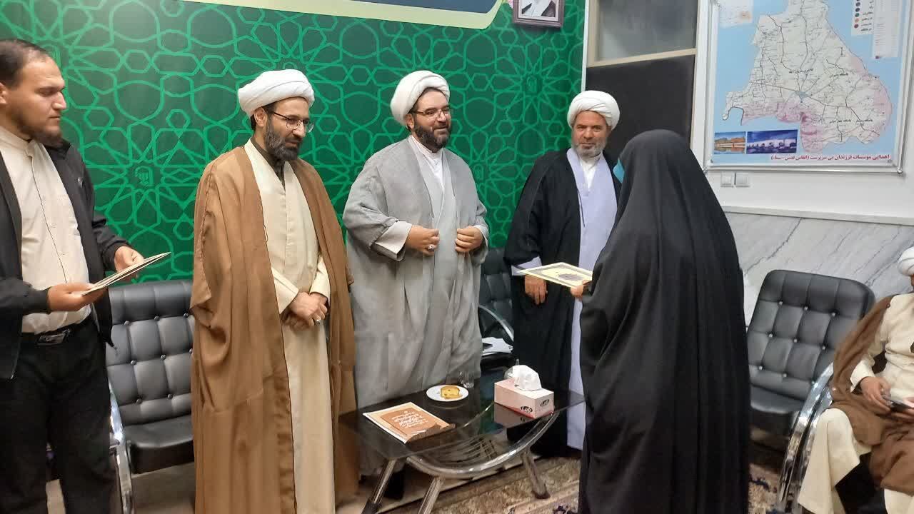 قروه میزبان آیین پایانی نخستین جشنواره «روایت اعتکاف»