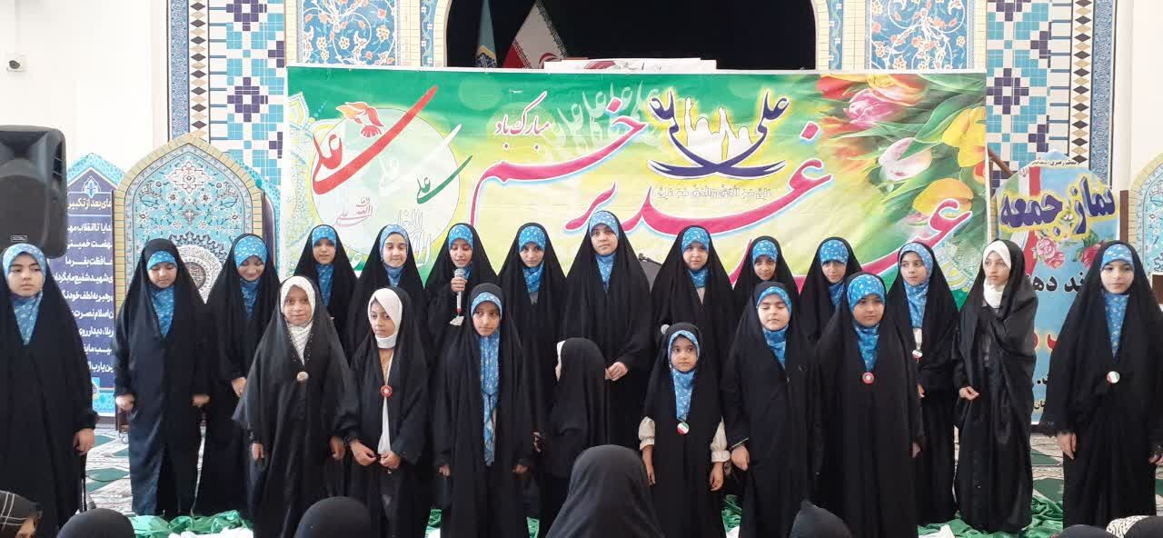 طنین «من کنت مولاه» در حرم احمد بن اسحاق(ره)؛ تجلی عشق و ارادت به امیرالمؤمنین(ع)