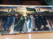 نمایی از کیک ۶ متری غدیر در کرمان مزین به تصاویری متفاوت