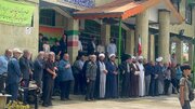 پیاده‌روی غدیری مردم سنگر بیاد امام راحل؛ از گلزار شهدا تا سفره امیرالمؤمنین(ع)