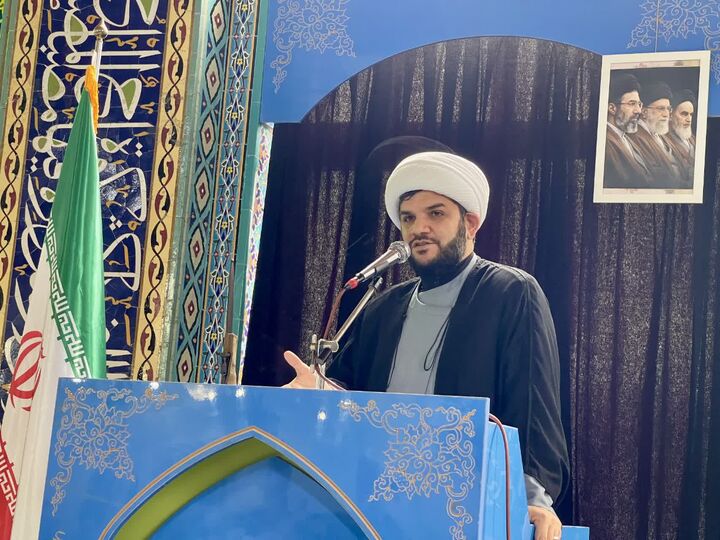 توان ما بخاطر اتصال به خداست، نه امکانات مادی
