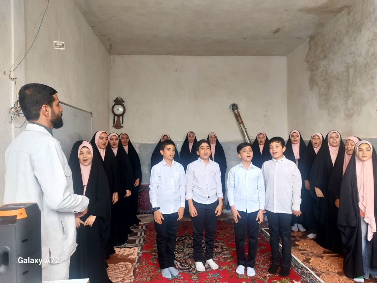 آموزش میدانی گروههای سرود مساجد قروه؛ گامی برای کشف استعدادهای هنری نوجوانان