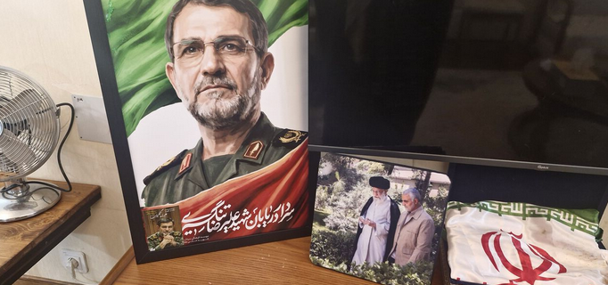 نگاه خاص دریادار تنگسیری به مسجد؛ تنها سنگری که میتوان به آن اعتماد کرد