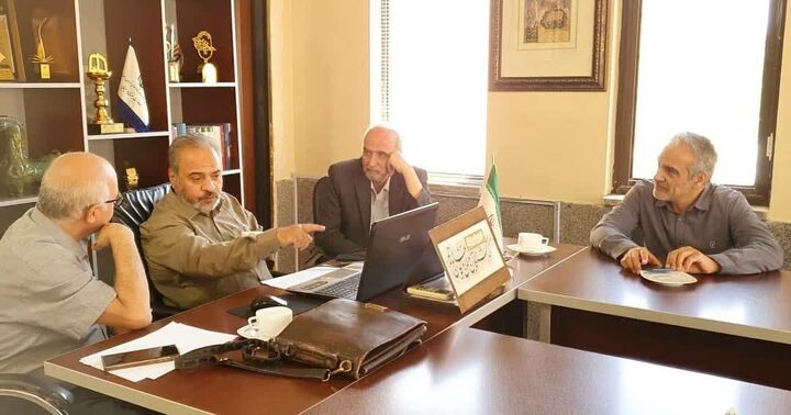 پایان داوری جشنواره ملی «نگارگری و طراحی سنتی آیات» با بررسی ۲۳۰ اثر هنری در مشهد