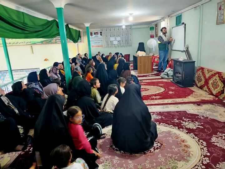 آموزش‌های خودامدادی و دگرامدادی به روستاهای کرمانشاه رسید/ برگزاری شصت‌وهفتمین روز طرح شهید سلیمانی در کهریز