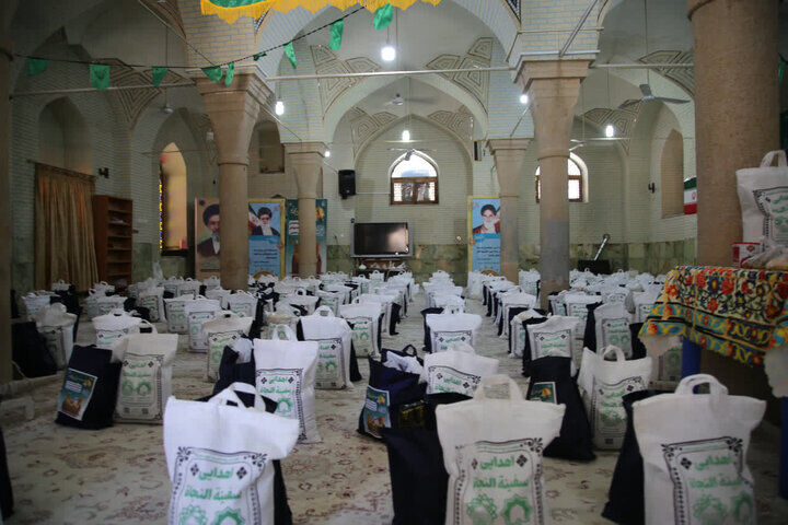 «قرار دوازدهم» در حرم مطهر سیدعلاءالدین حسین(ع)؛ گامی نو در توانمندسازی خانواده‌های نیازمند شیرازی