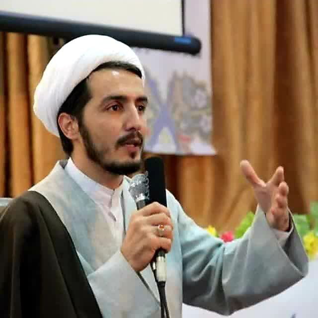 صحیفه سجادیه؛ از تربیت انسان تا انتقال معارف حکومتی و سیاسی/کسی که اهل دعا نباشد، ارزش انسانی خود را از دست می‌دهد