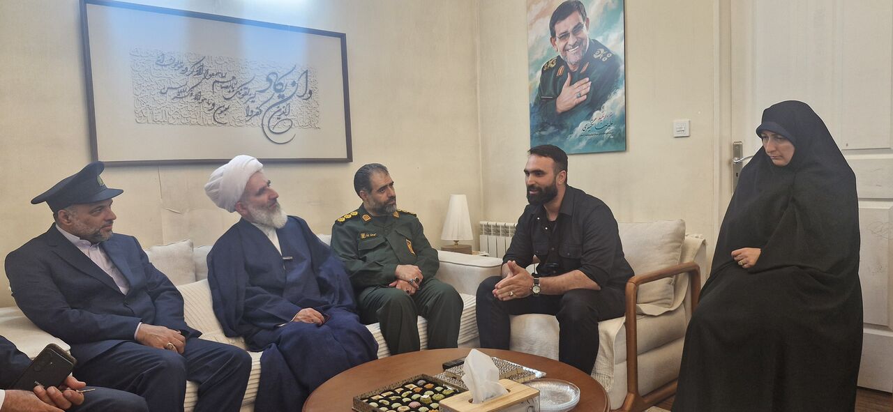 نگاه خاص دریادار تنگسیری به مسجد؛ تنها سنگری که میتوان به آن اعتماد کرد