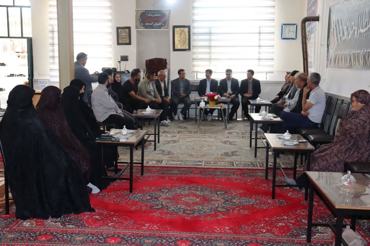 گره‌گشایی از «بن‌بست مذهبی» در روستای گردآباد/ مدرسه به یاری مسجد آمد