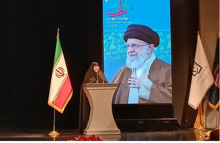 قائد شهید به تحصیل بانوان توجه خاص داشتند