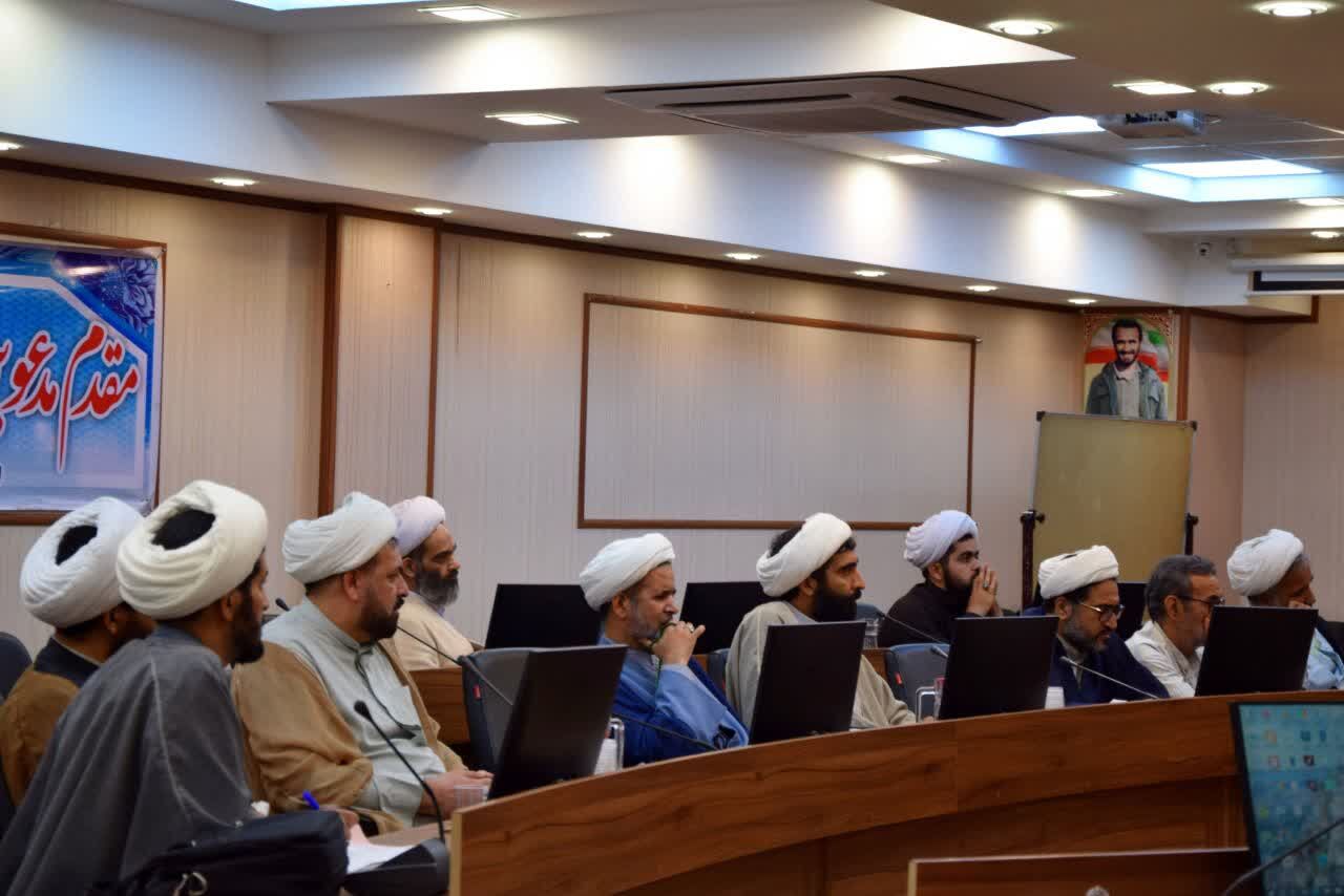گردهمایی ائمه جماعات آران و بیدگل در آستانه محرم برگزار شد