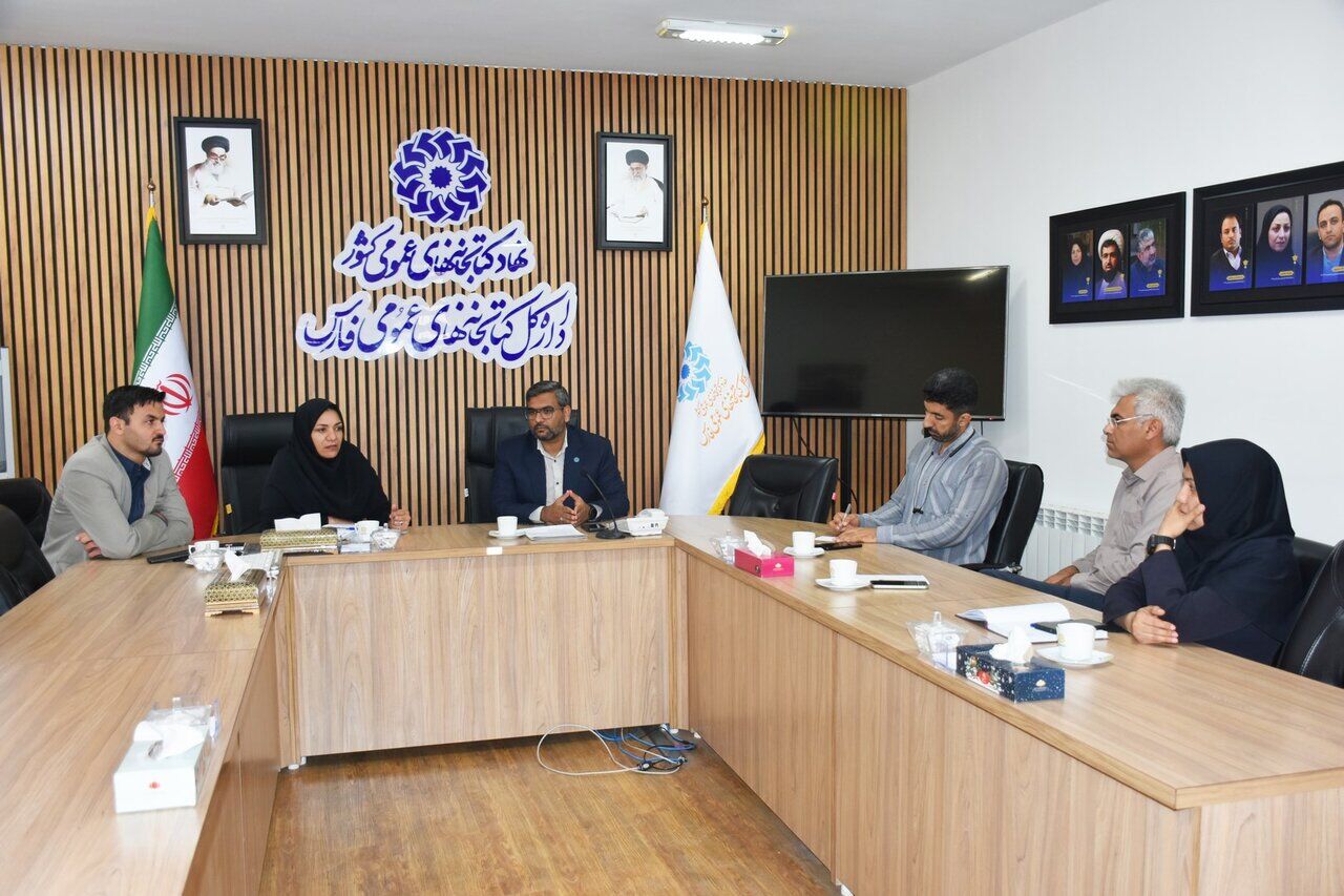 پیوند «خانه سوم» با مدرسه؛ بسیج نیممیلیون دانشآموز فارسی برای فتح قلههای خواندن