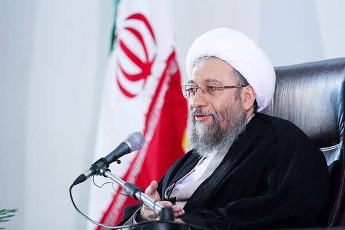 ملت شریف ایران بیش از ۱۰۰ روز پرچم ایستادگی را در آوردگاه حق‌طلبی برافراشته نگاه داشت