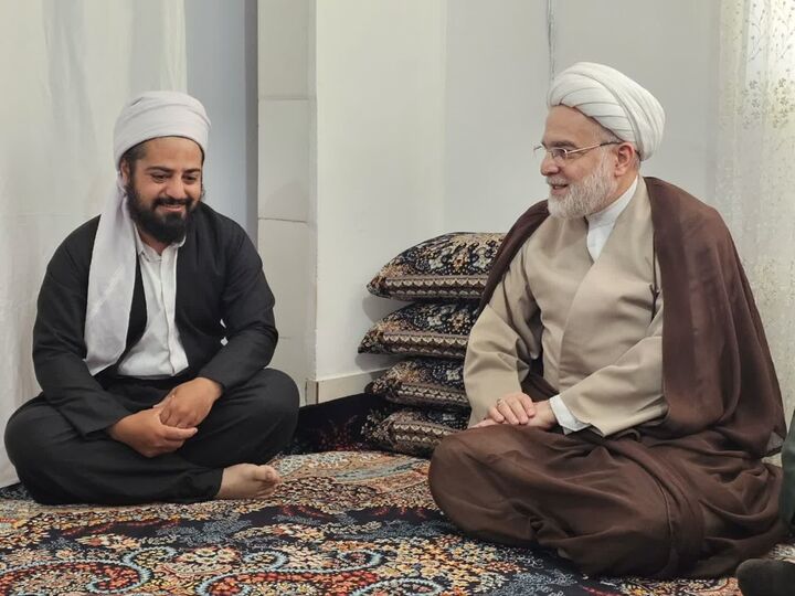 نماینده ولی‌فقیه در کردستان با ماموستایان کلاترزان دیدار کرد