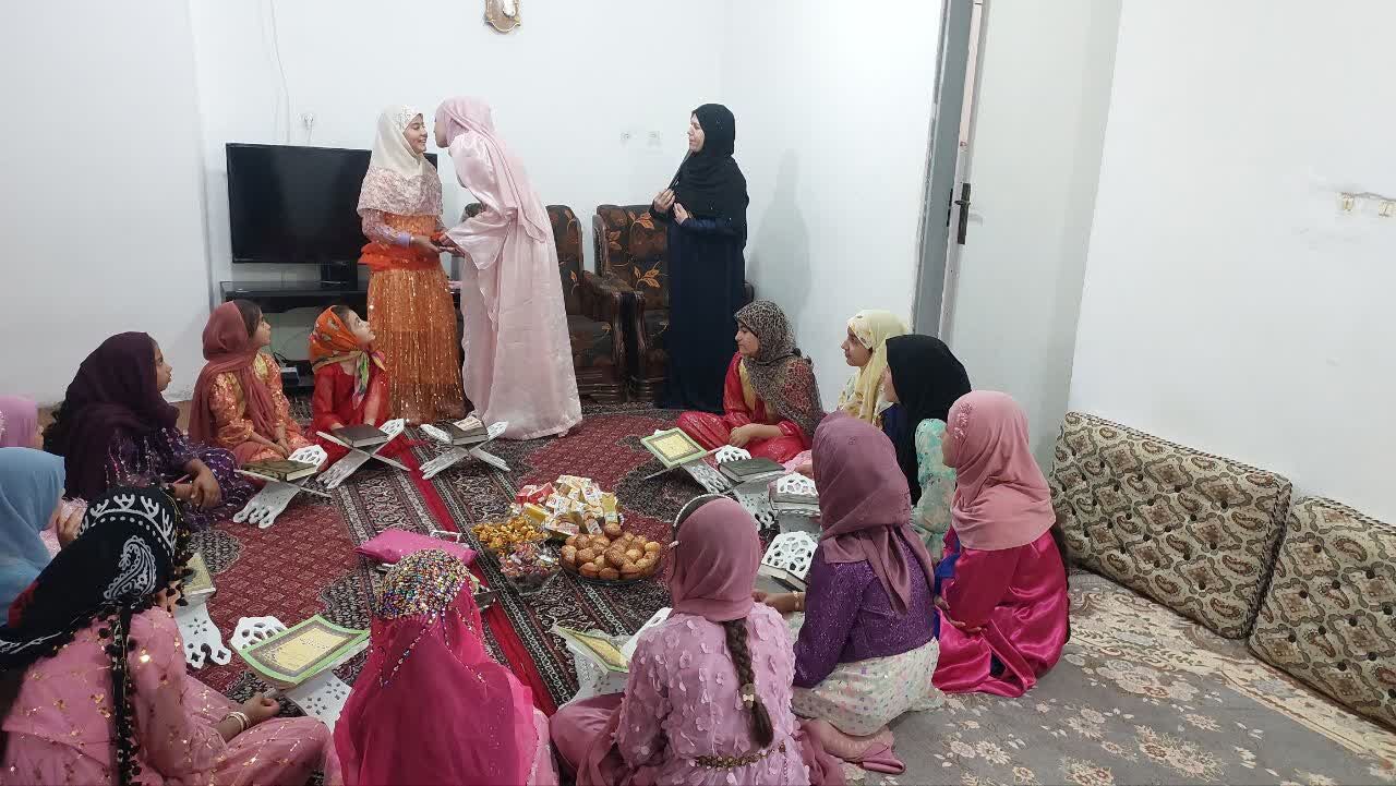 تجلیل از خاتمان قرآن در محفل معنوی خانه قرآن کوثر